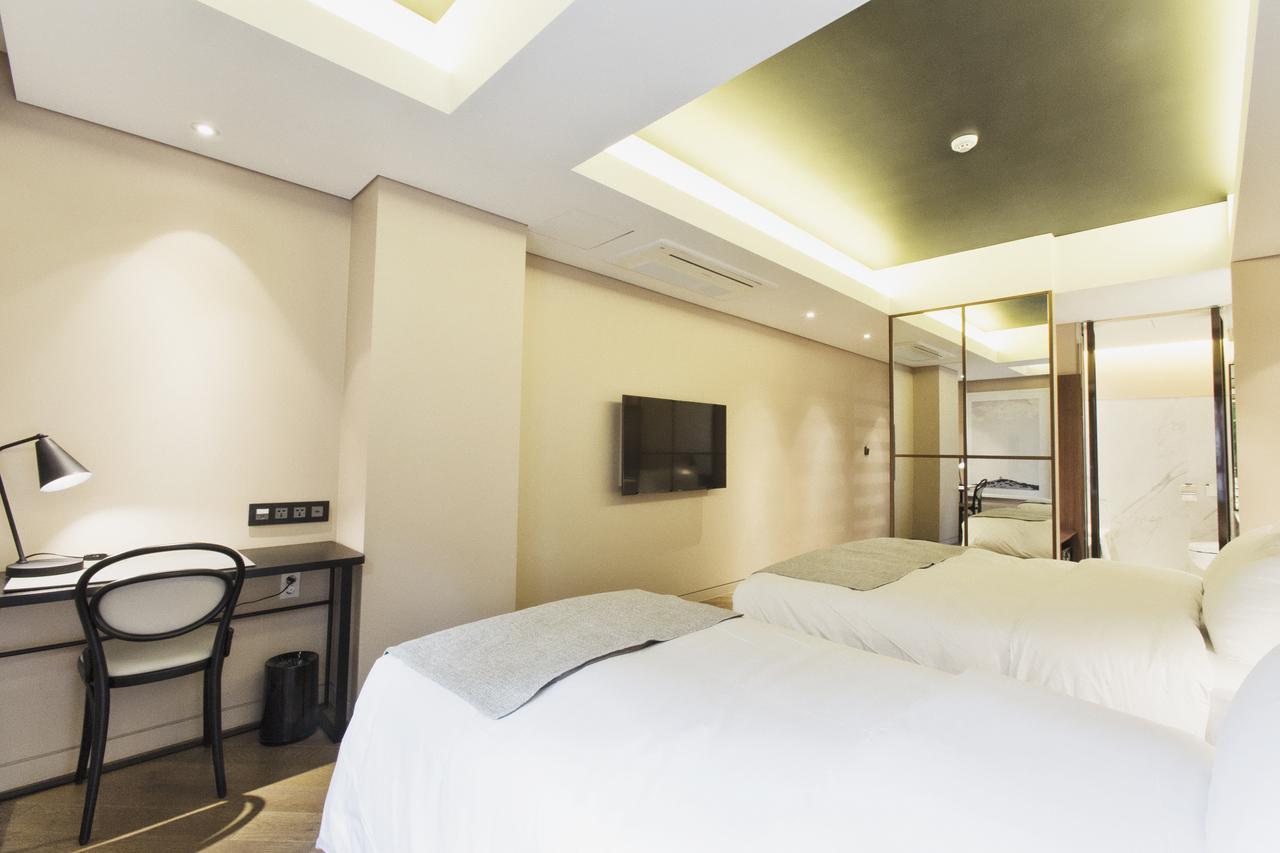 Gwangmyeong Js Boutique Hotel Екстериор снимка