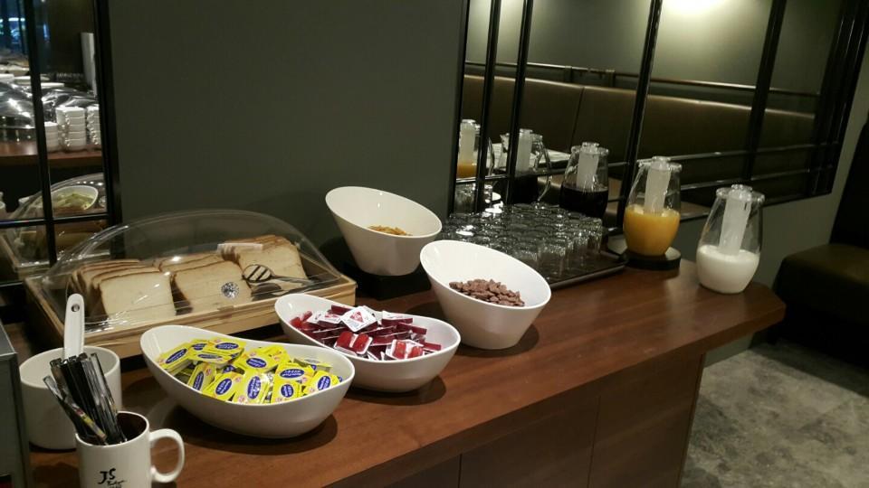 Gwangmyeong Js Boutique Hotel Екстериор снимка