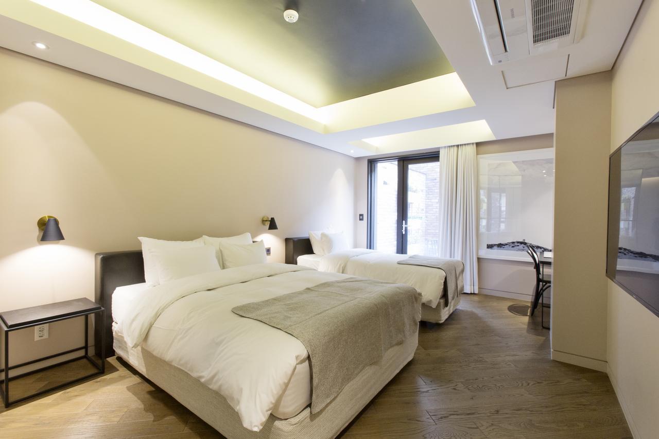 Gwangmyeong Js Boutique Hotel Стая снимка